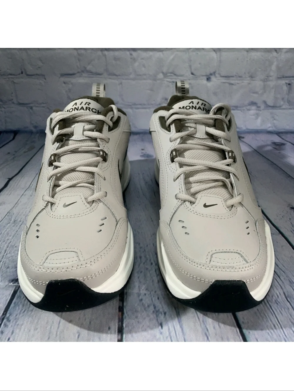 Nike Air Monarch IV Athletic Shoes Moon Particle Dark Hazel 415445-200 Mens 9.5